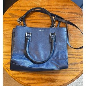 💙Free with Purchase💙 Navy blue purse